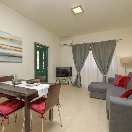Apartment Lucia's *